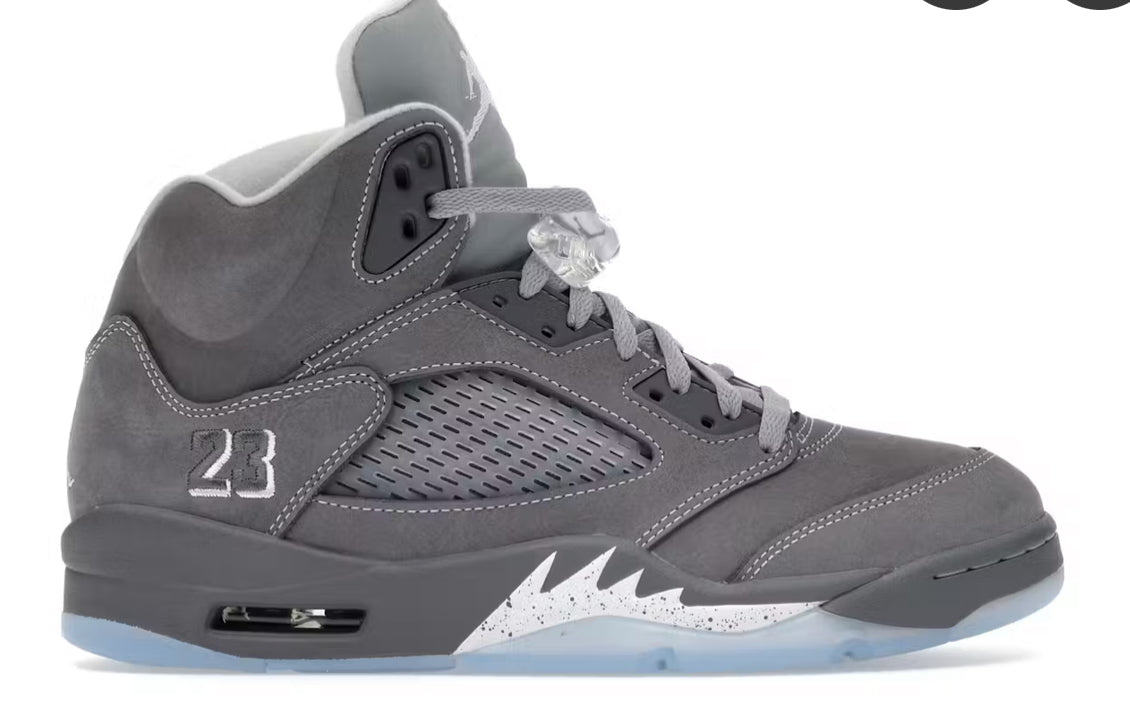 Jordan 5 Retro
Wolf Grey (2026)