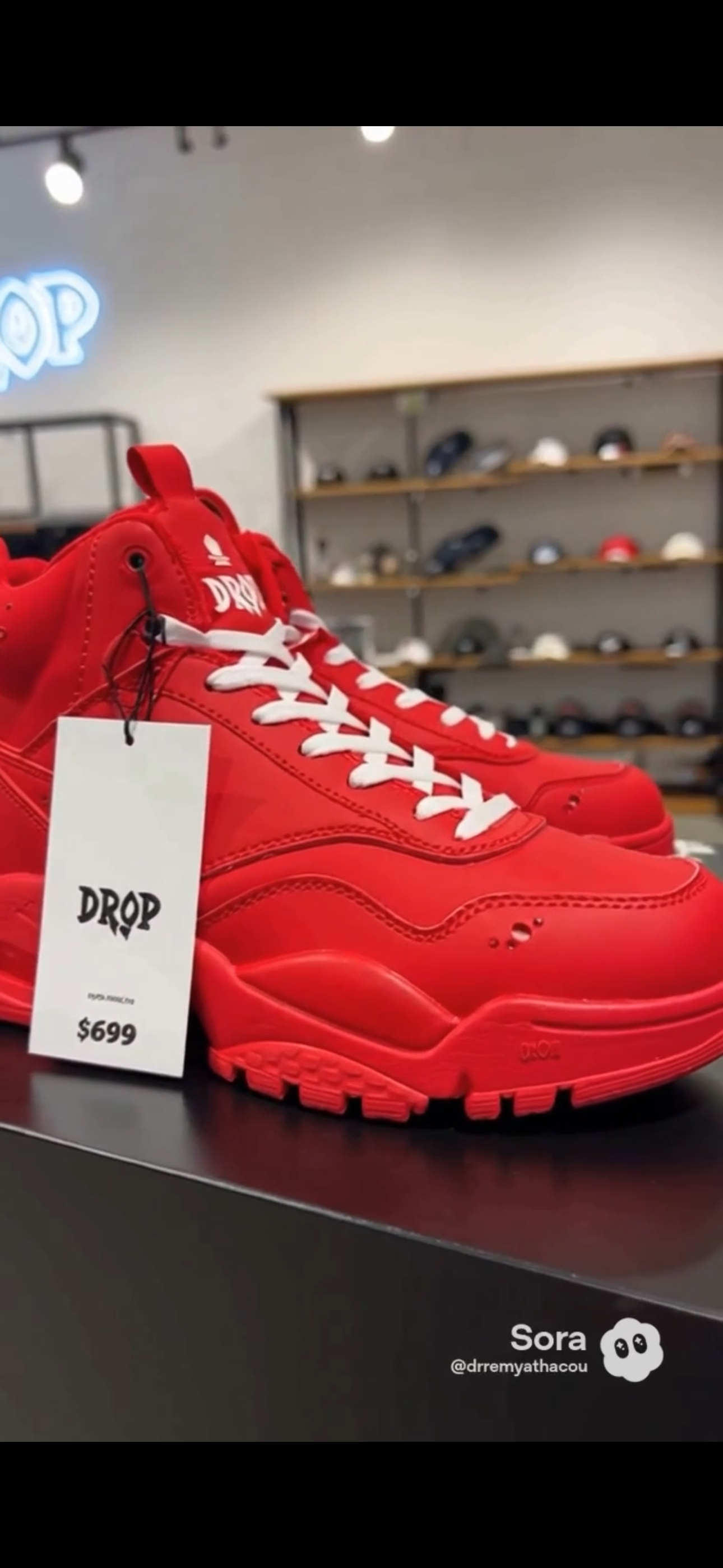 Drop Hoodie red and White