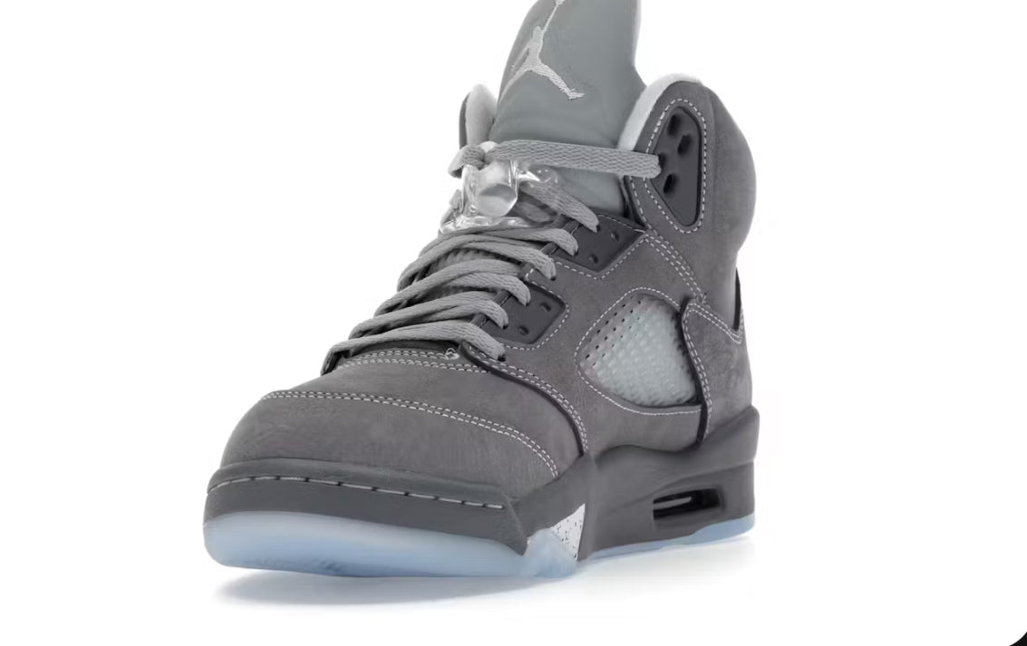 Jordan 5 Retro
Wolf Grey (2026)